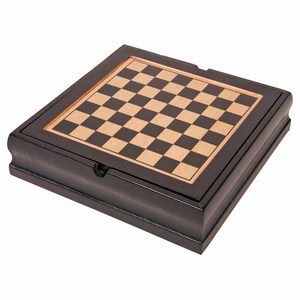 Houten spellendoos met speelkaarten, domino, schaak en backgammon spel, bruin